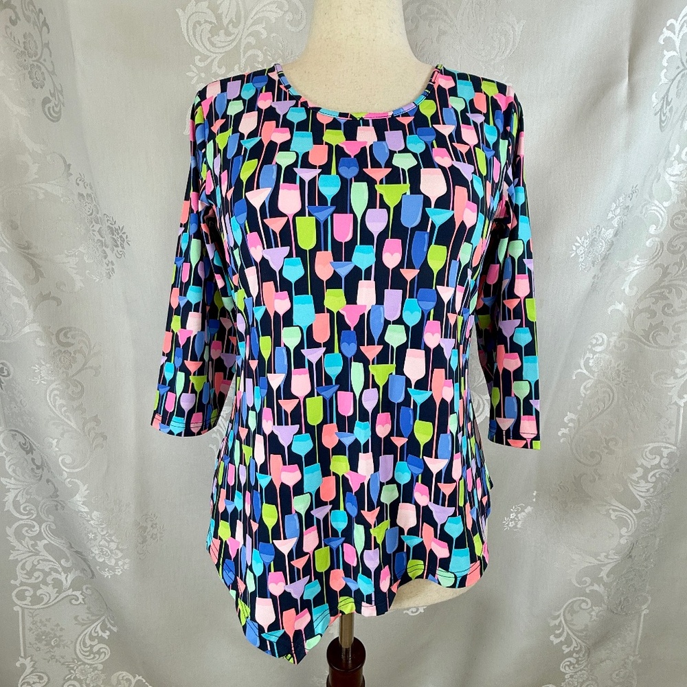 Lulu B Colorful Wineglass Top 3/4 Sleeve Asymmetrical Hem Size S Black Blue Pink